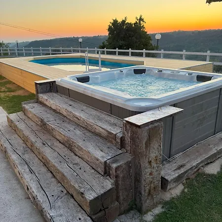 Za Teresa - Napoleonic Private & Heated Pool Included 펜션