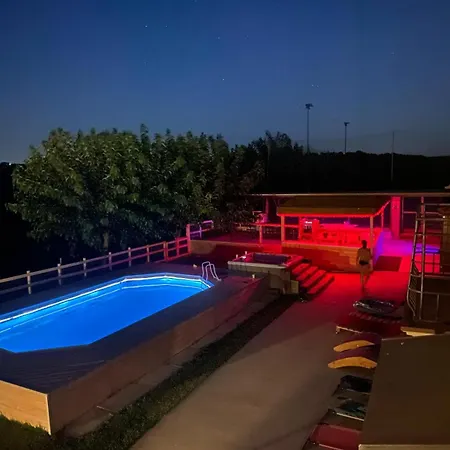 Za Teresa - Napoleonic Private & Heated Pool Included 펜션
